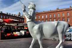 Cow Parade Toulouse vache numéro 49 Cow Boy place du Capitole