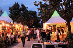 Ambiance de nuit aux Epicuriales Bordeaux 2009 | photo 33-bordeaux.com