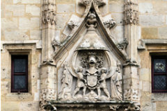 Portes de Bordeaux : détail de la porte Cailhau - photo 33-bordeaux.com