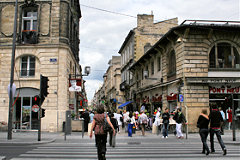 Angle rue Sainte Catherine et cours Victor Hugo -  photo 33-bordeaux.com