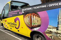 Car cabriolet du Saint Emilion wine tour