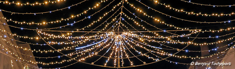 Bordeaux illuminations de Noël cours de l'Intendance | Photo Bernard Tocheport