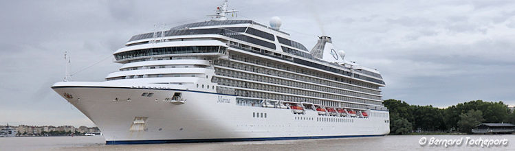 Navire de croisières Marina en escale à Bordeaux | Photo Bernard Tocheport