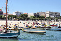 Arcachon -  bateaux prêts pour la fête de al mer