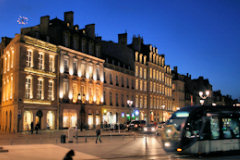 Allées de Tourny angle place de la Comédie : 33-bordeaux.com