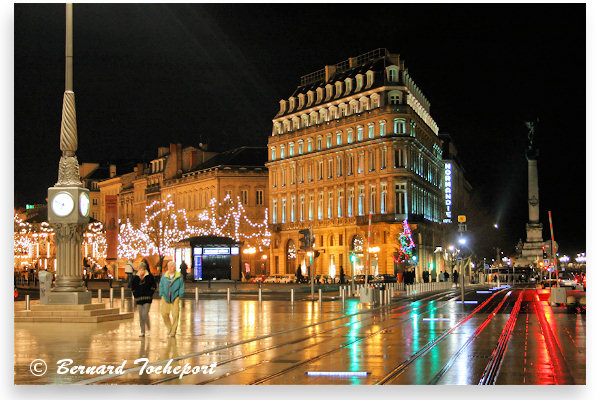 Bordeaux Les Allees De Tourny Une Promenade Sous Les Tilleuls Avec Les Epicuriales Et Les Chalets De Noel Www 33 Bordeaux Com Bordeaux Les Allees De Tourny Une Promenade Sous Les Tilleuls Avec Les Epicuriales Et Les Chalets De Noel Www 33 Bordeaux Com