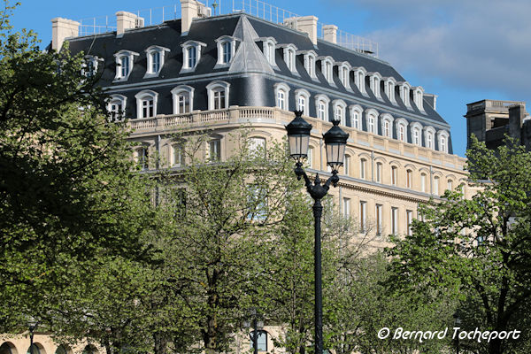 Immeuble de la Maison Gobineau sur les Allées de Tourny | Photo 33-bordeaux.com