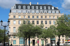 Façade de l'Hôtel Gobineau sur les Allées de Tourny | Photo 33-bordeaux.com
