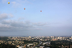 3 montgolfières dans le ciel Girondin | Photo 33-bordeaux.com