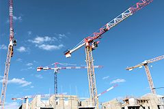 Construction et grues aux bassins à flot -  photo 33-bordeaux.com