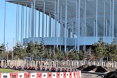 Plantation arbres devant le Grand Stade -  photo 33-bordeaux.com