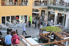 Accès aux restaurants de la Promenade Sainte Catherine à Bordeaux : nouvelles enseignes |   photo 33-bordeaux.com