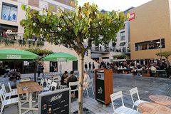 Terrasse ombragée de la Promenade Sainte Catherine  : ouverture d'un nouveau centre commercial -  photo 33-bordeaux.com