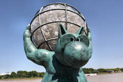 On en a plein le dos - statue du chat de Philippe Geluck à Bordeaux | Photo Bernard Tocheport