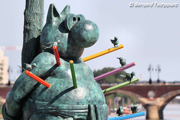 Le martyre du chat - statue du chat de Philippe Geluck à Bordeaux | Photo Bernard Tocheport