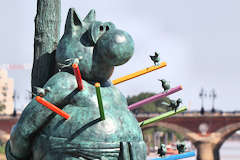 Le martyre du chat - statue du chat de Philippe Geluck à Bordeaux | Photo Bernard Tocheport