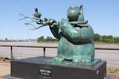 Flûte à bec - statue du chat de Philippe Geluck à Bordeaux | Photo Bernard Tocheport