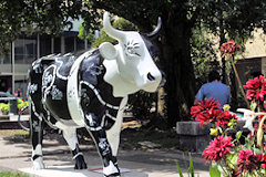Cow Parade de Bordeaux : vache à Vache, CHU Pellegrin