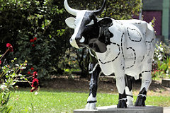 Cow Parade de Bordeaux : vache à Vache, CHU Pellegrin