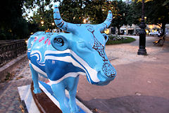 Cow Parade de Bordeaux : Belharra, place Gambetta