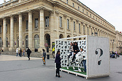 One Depack Cow per Field - place de la Comédie