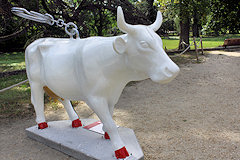 Cow Parade de Bordeaux : vache Grand Cru Bordelait, Jardin Public