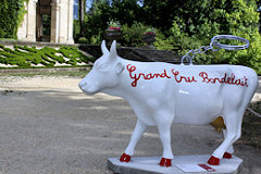 Cow Parade de Bordeaux : vache Grand Cru Bordelait, Jardin Public