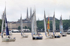 Les skippers de la Solitaire du Figaro quittent Bordeaux | Photo Bernard Tocheport