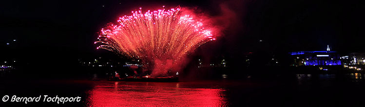 Feu d'artifice Fête du fleuve 2017