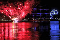 Bordeaux les Feux du Dragon spectacle pyrotechnique Groupe F | Photo Bernard Tocheport