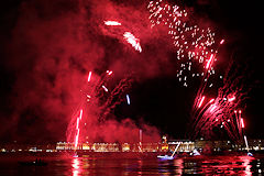 Bordeaux les Feux du Dragon spectacle pyrotechnique Groupe F | Photo Bernard Tocheport