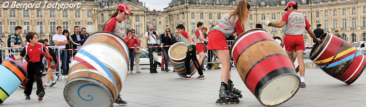 Rouleurs de barriques Bordeaux Fête du Vin 2018 | Photo Bernard Tocheport