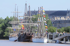 Le Français, El Galeon et le Pascual Flores à Bordeaux Fête le Vin 2025 | Photo Bernard Tocheport