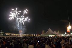 Bordeaux fête le vin 2012 : début du feu d'artifice ESPAGNE