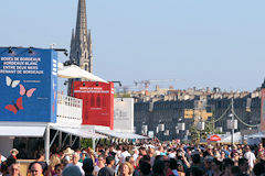 Public au rendez vous de Bordeaux Fête le Vin 2016 | Photo 33-bordeaux.com