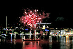 Rive droite et feu d'artifice de Bordeaux Fête le Vin 2016 | Photo 33-bordeaux.com