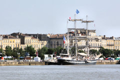 Bordeaux fête le vin - www.33-bordeaux.com