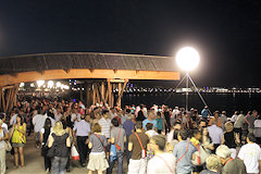 Passerelle Kawamata à la fête du vin -  www.33-bordeaux.com