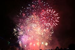 Symposium fireworks bordeaux 2015 - feu d'artifice place des Quinconces | photo 33-bordeaux.com