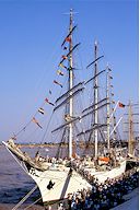 Visites du Tovarich ouvertes au public à Bordeaux en 1990 pour la Cutty Sark | Photo Bernard Tocheport