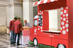 Décor camion pour production locale Bordeaux SO Good 2018 | Photo Bernard Tocheport