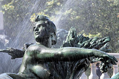 Le symbole de l'abondance pour la fontaine des Girondins de Bordeaux | Photo Bernard Tocheport