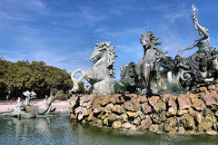 Bordeaux l'ensemble de la Concorde sur la fontaine des Girondins | Photo Bernard Tocheport