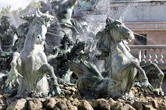 Ruade des chevaux marins fontaine des Girondins de Bordeaux | Photo Bernard Tocheport