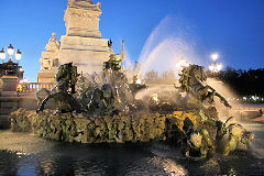 Fontaine des Girondins bassin le triomphe de la République à l'heure bleue | Photo Bernard Tocheport