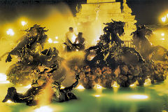 Bordeaux photo nocturne du bassin le triomphe de la Concorde de la fontaine des Girondins | Photo Bernard Tocheport