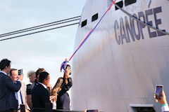 Canopée cargode transport Ariane 6 à Bordeaux au moment de son baptême | Photo Bernard Tocheport