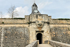 Croisières du Marco Polo : Blaye une entrée de la Citadelle | Photo Bernard Tocheport