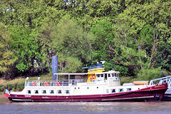 Bordeaux bateau Marco Polo à l'embarcadère Montesquieu | Photo Bernard Tocheport