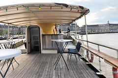 Bordeaux pont terrasse du bateau de croisières Marco Polo | Photo Bernard Tocheport